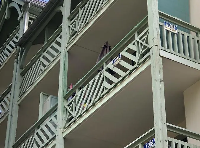 Terrasses Du Grand Connexion Wi-fi Daire Bagnères-de-Luchon